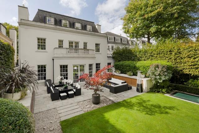 Striking family home in the heart of St John's Wood