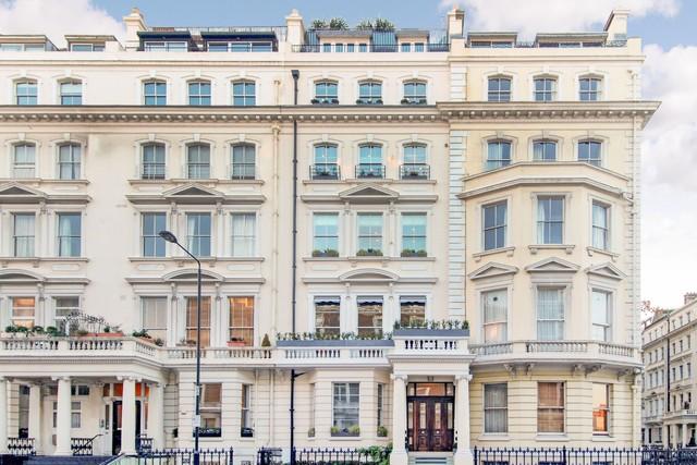 A Prime Freehold Residential Building Overlooking Cornwall Gardens
