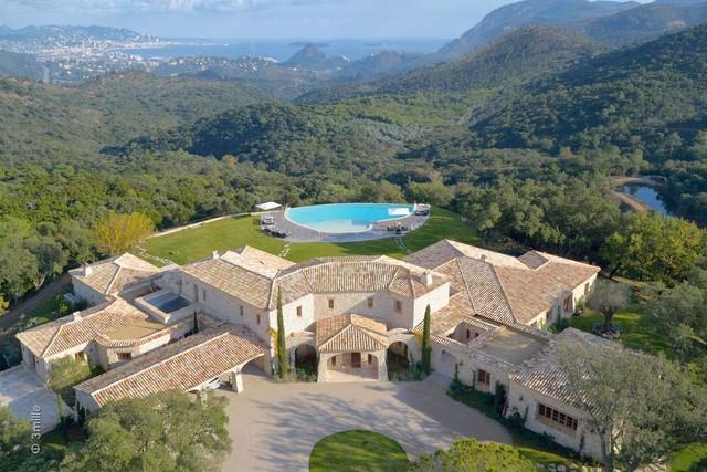 Exceptional Provençal estate for sale in the French Riviera with sea views, 30 …