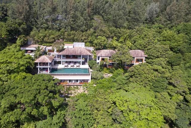 Tropical Hillside Villa with Sea Views in Gated Estate on Millionaire's Mile