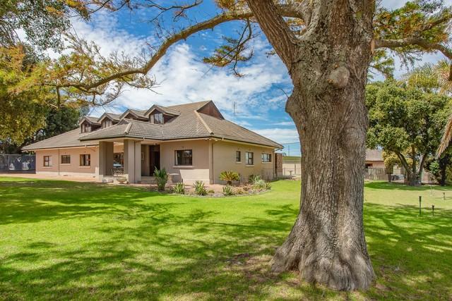 Commercial wine estate in the Stellenbosch Golden Triangle